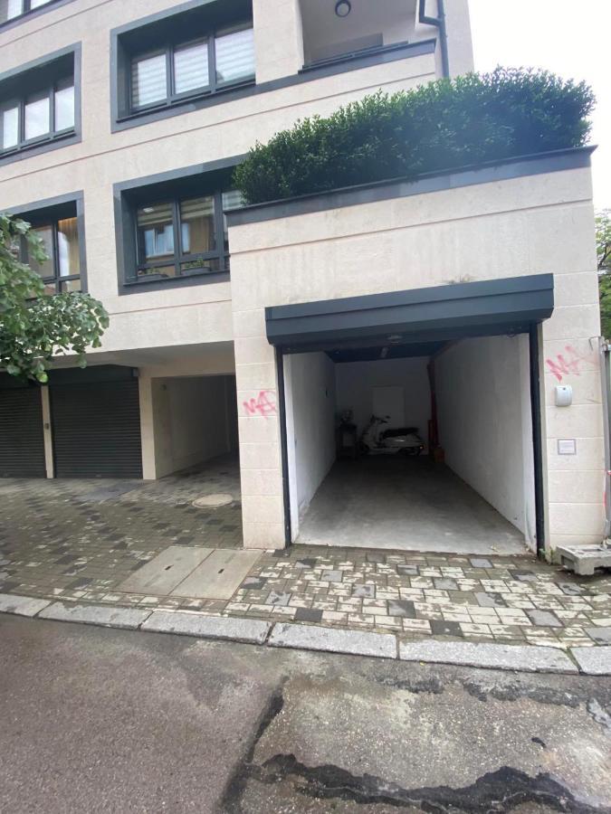 Spacious Home Office With Secure Garage In סופיה מראה חיצוני תמונה